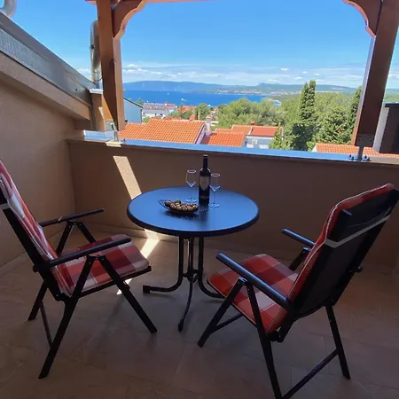 Appartamento Mali Val Punat