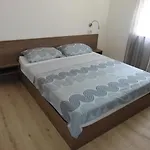 Mali Val * بونات