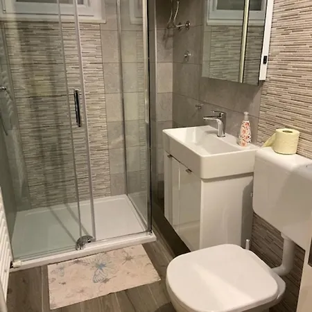Mali Val Apartman Punat