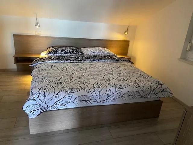 Mali Val Apartamento Punat