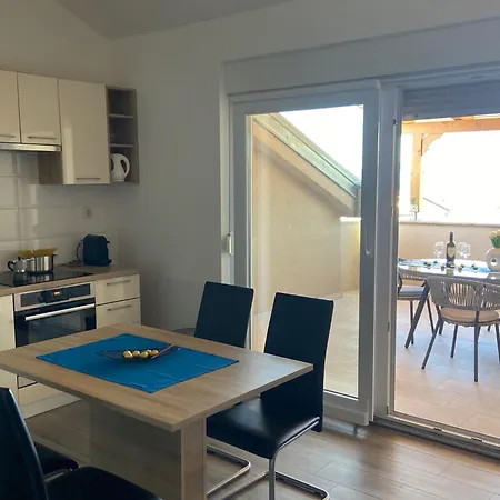 Apartman Mali Val